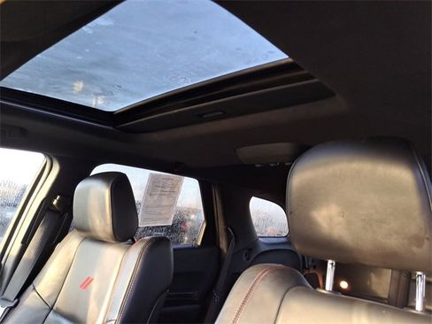 Used 2024 Dodge Durango GT image 12