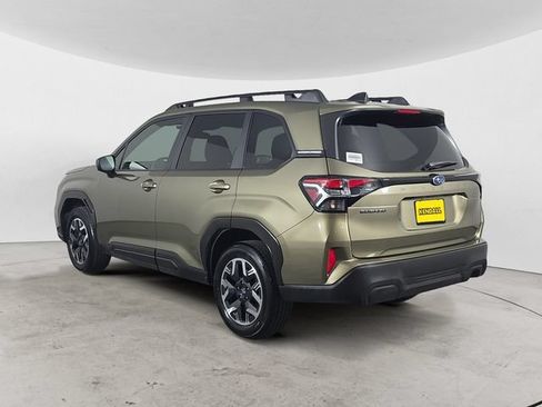 Certified 2025 Subaru Forester Premium AWD/4WD image 3