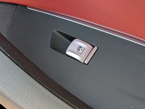 Used 2023 BMW X3 xDrive30i w/ M Sport Package image 37