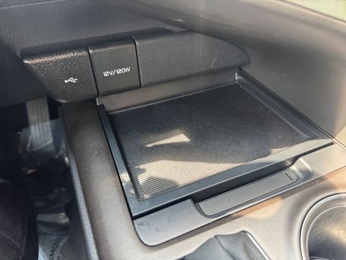 Used 2023 Toyota Camry SE FWD image 23