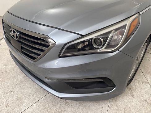Used 2015 Hyundai Sonata Limited w/ Option Group 06 FWD image 14