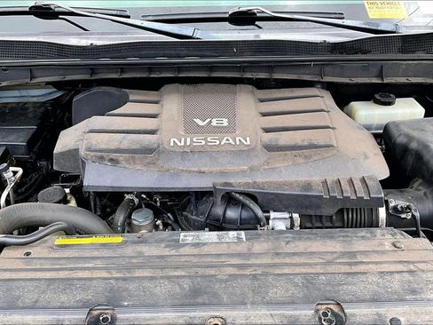 Used 2018 Nissan Titan Platinum Reserve w/ Platinum Utility Package AWD/4WD image 9