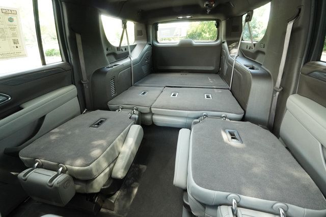 Used 2024 GMC Yukon XL SLT w/ SLT Premium Package AWD/4WD image 26