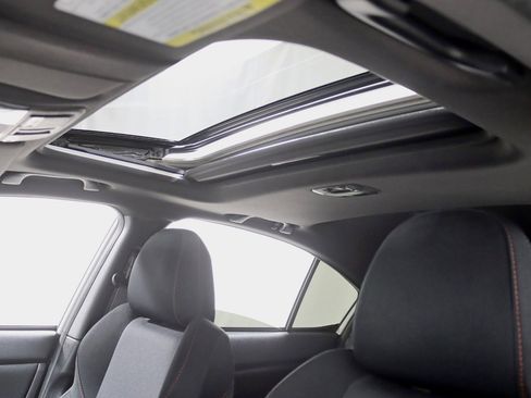 Used 2017 Subaru WRX Premium image 29