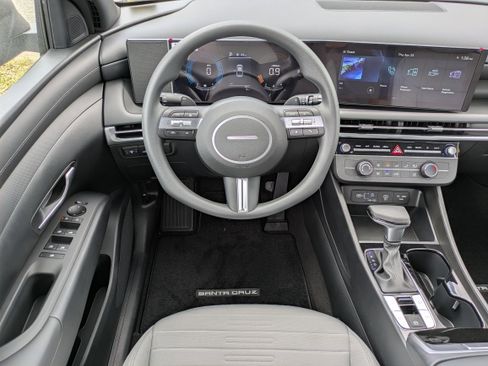New 2026 Hyundai Santa Cruz SE FWD image 13