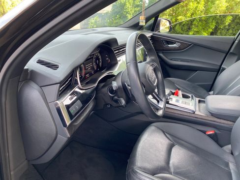 Used 2021 Audi Q7 2.0T Premium Plus w/ Executive Package image 28