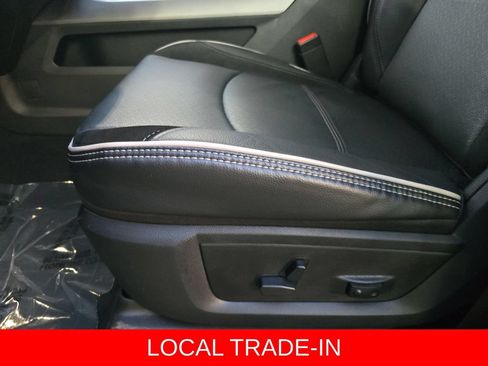 Used 2026 RAM 3500 Laramie AWD/4WD image 30