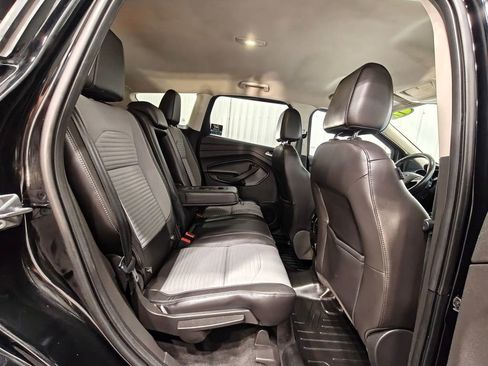Used 2017 Ford Escape Titanium AWD/4WD image 22