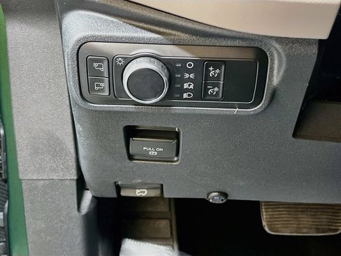 Used 2024 Ford Bronco Wildtrak AWD/4WD image 10