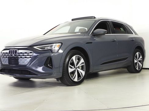 Used 2024 Audi Q8 e-tron Premium AWD/4WD image 2