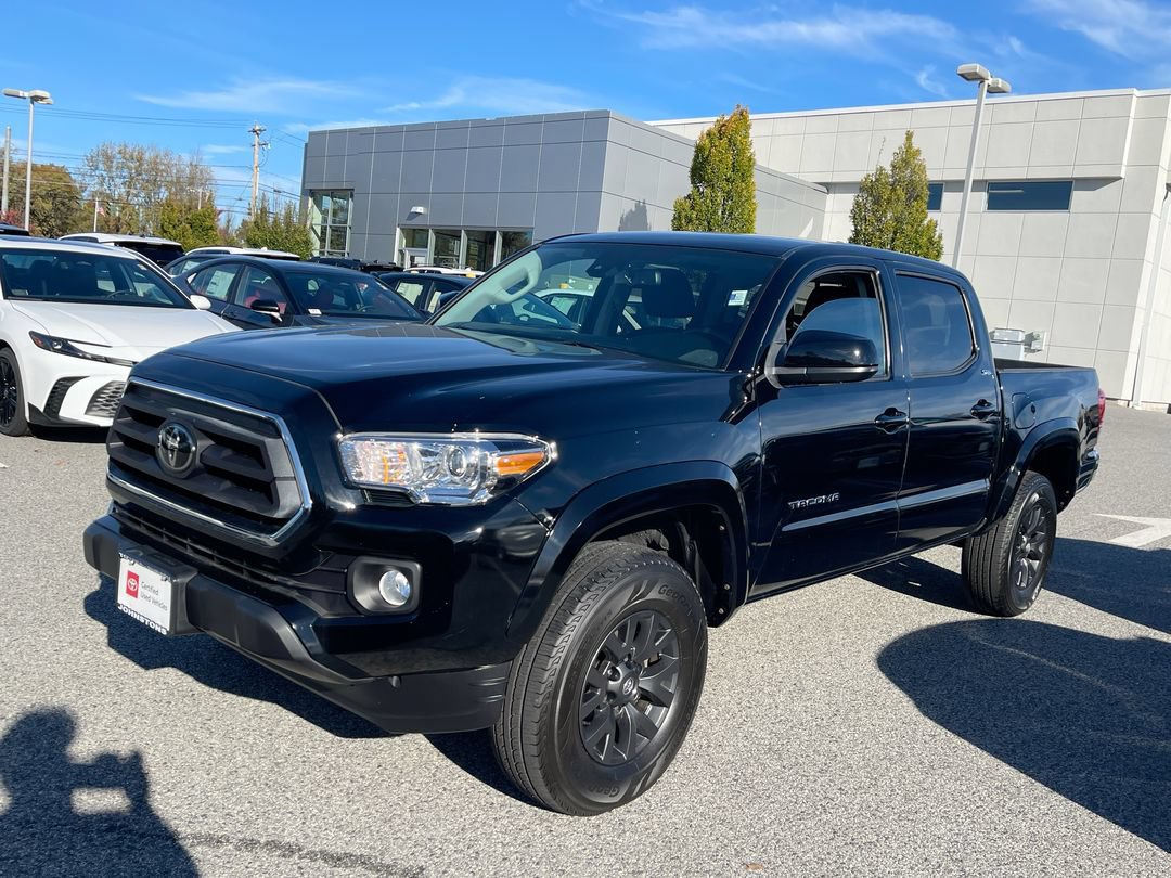 Certified 2023 Toyota Tacoma SR5 AWD/4WD image 13