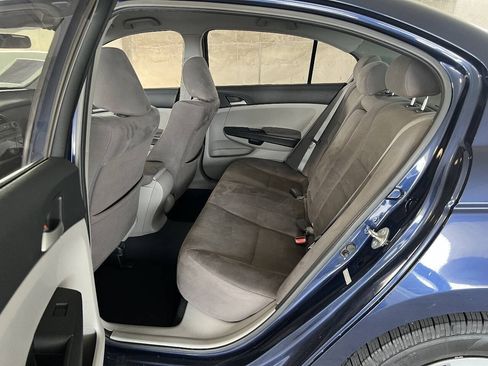 Used 2012 Honda Accord LX image 19