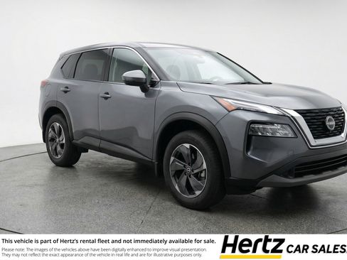 Used 2025 Nissan Rogue SV FWD image 1