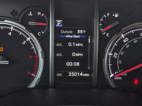 Used 2024 Toyota 4Runner TRD Off-Road Premium AWD/4WD image 22