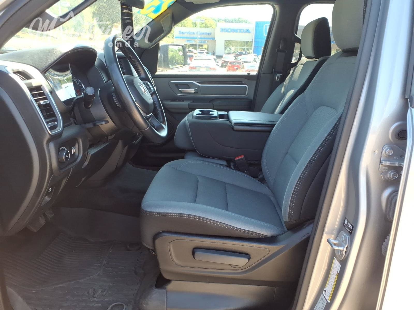 Used 2023 RAM 1500 Big Horn AWD/4WD image 14
