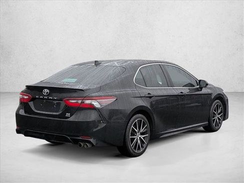 Certified 2021 Toyota Camry SE w/ Cold Weather Package image 5