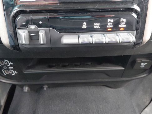 Used 2024 RAM 2500 Laramie w/ Off Road Package AWD/4WD image 41