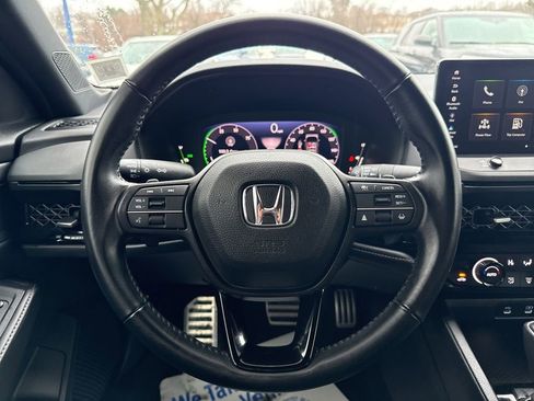 Used 2023 Honda Accord Sport image 12