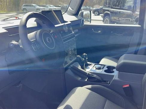 Used 2025 INEOS Grenadier Station Wagon AWD/4WD image 16