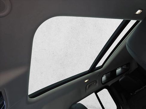 Certified 2023 Land Rover Defender 110 S image 28