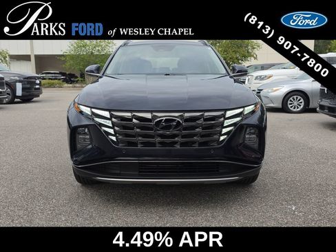 Used 2022 Hyundai Tucson Limited AWD/4WD image 3