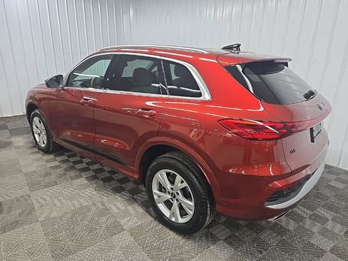 Used 2025 Audi Q5 Premium AWD/4WD image 9