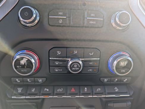 Used 2022 GMC Sierra 2500 Denali w/ Denali Ultimate Package image 24