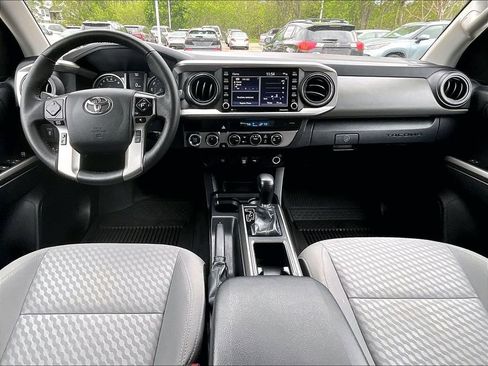 Certified 2023 Toyota Tacoma SR5 AWD/4WD image 21