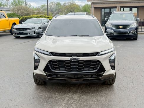 Used 2026 Chevrolet Trax ACTIV w/ Sunroof Package image 15