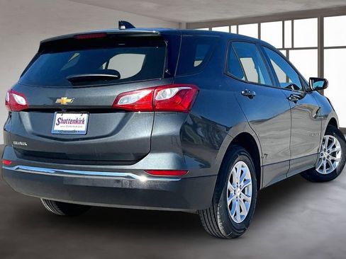 Used 2018 Chevrolet Equinox LS image 6