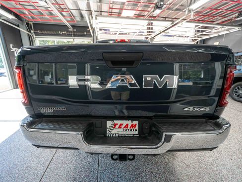 Used 2026 RAM 2500 Big Horn AWD/4WD image 3