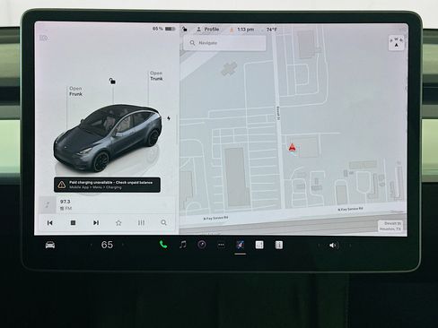 Used 2022 Tesla Model Y Performance image 21