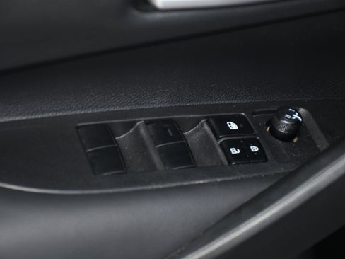 Used 2023 Toyota Corolla SE image 10