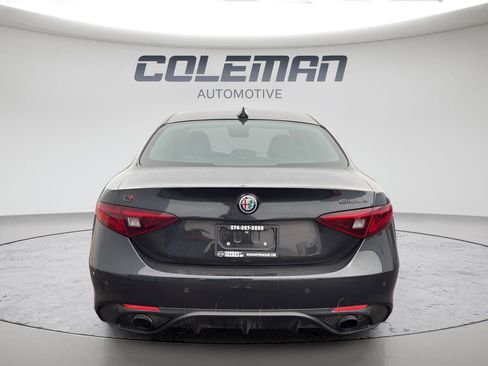 Used 2019 Alfa Romeo Giulia AWD image 6