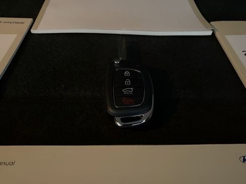 Used 2021 Hyundai Tucson SE image 97