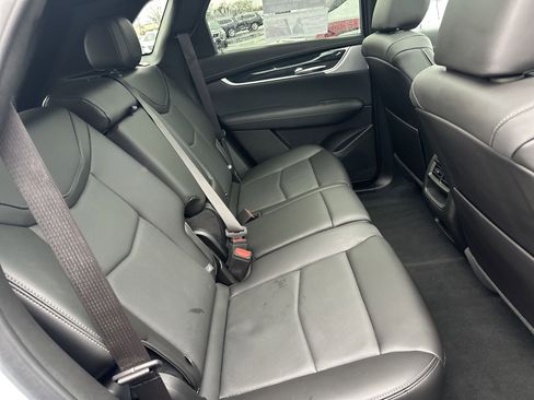 Certified 2024 Cadillac XT5 Premium Luxury image 19