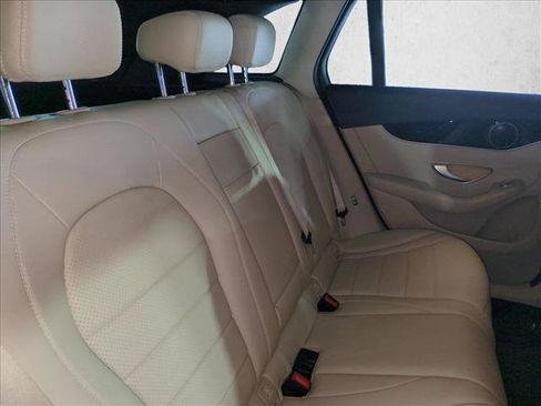 Used 2017 Mercedes-Benz GLC 300 image 19