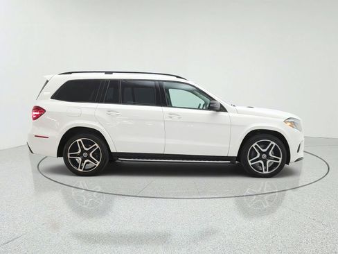 Used 2018 Mercedes-Benz GLS 550 4MATIC image 4