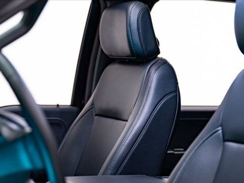 Used 2025 Ford F150 Lariat image 49