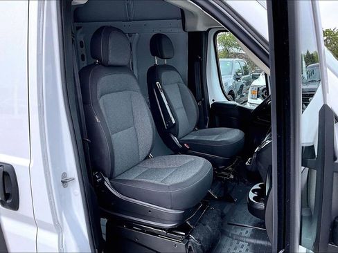 Used 2023 RAM ProMaster 2500 FWD image 7