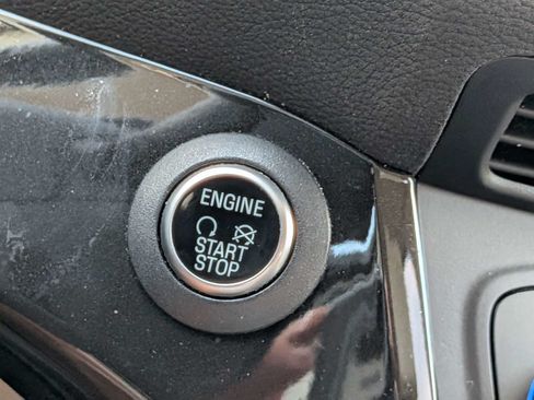 Used 2017 Ford Escape Titanium FWD image 25