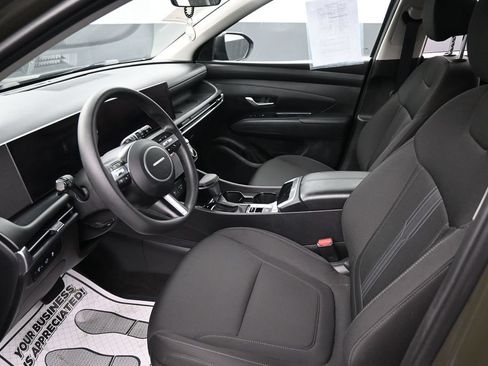Used 2025 Hyundai Tucson SEL AWD/4WD image 21