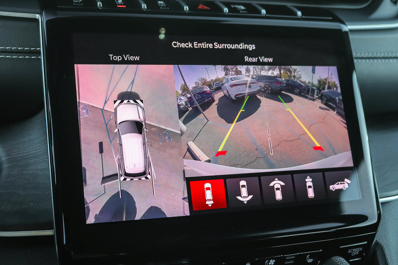 Used 2025 Jeep Grand Cherokee Limited w/ Luxury Tech Group II AWD/4WD image 27