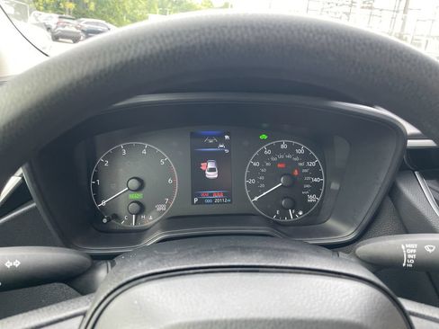 Certified 2025 Toyota Corolla LE AWD/4WD image 17