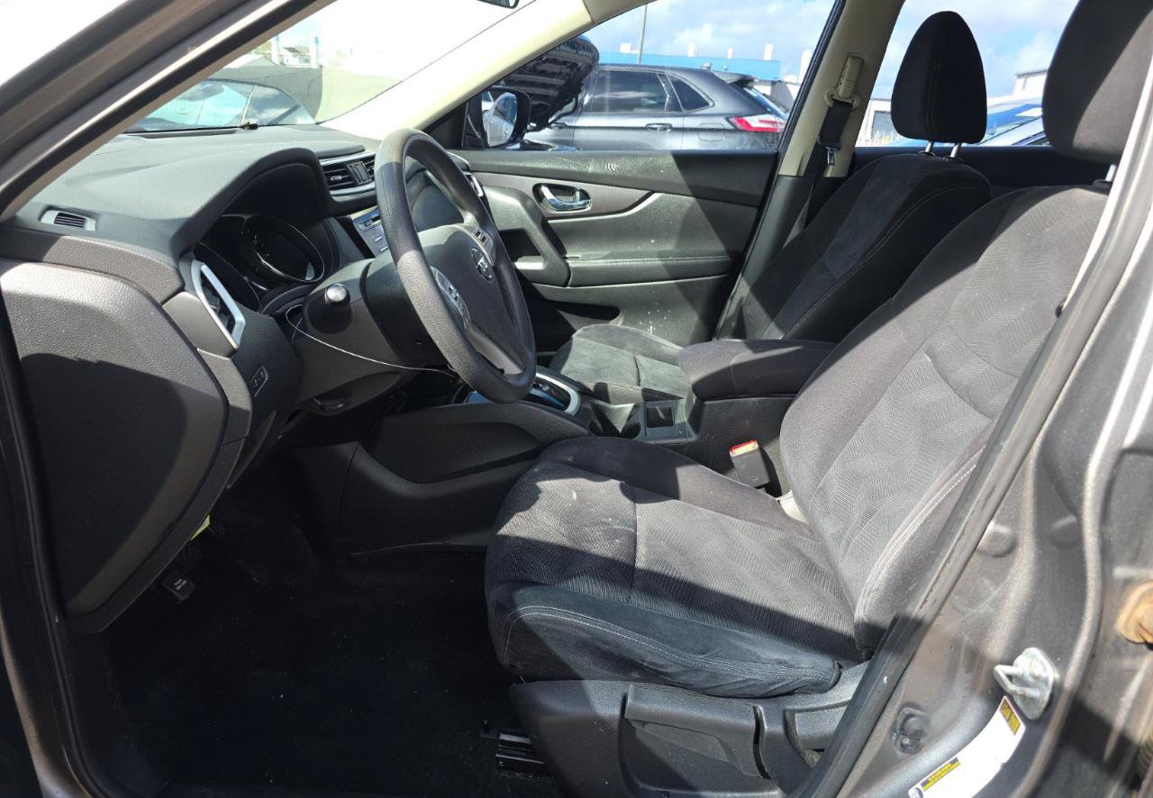 Used 2016 Nissan Rogue S FWD image 10