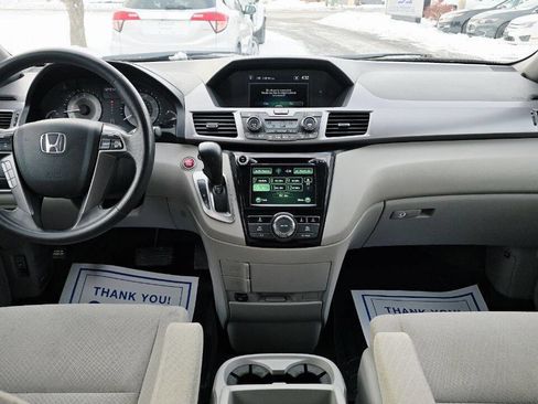 Used 2014 Honda Odyssey EX image 16