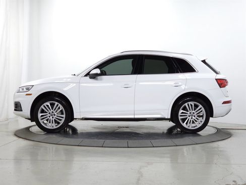 Used 2018 Audi Q5 2.0T Premium Plus w/ Premium Plus Package AWD/4WD image 4
