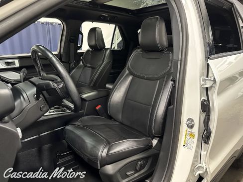 Used 2021 Ford Explorer ST w/ Equipment Group 401A AWD/4WD image 9