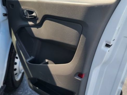 Used 2022 Ford Transit 350 DRW RWD image 16