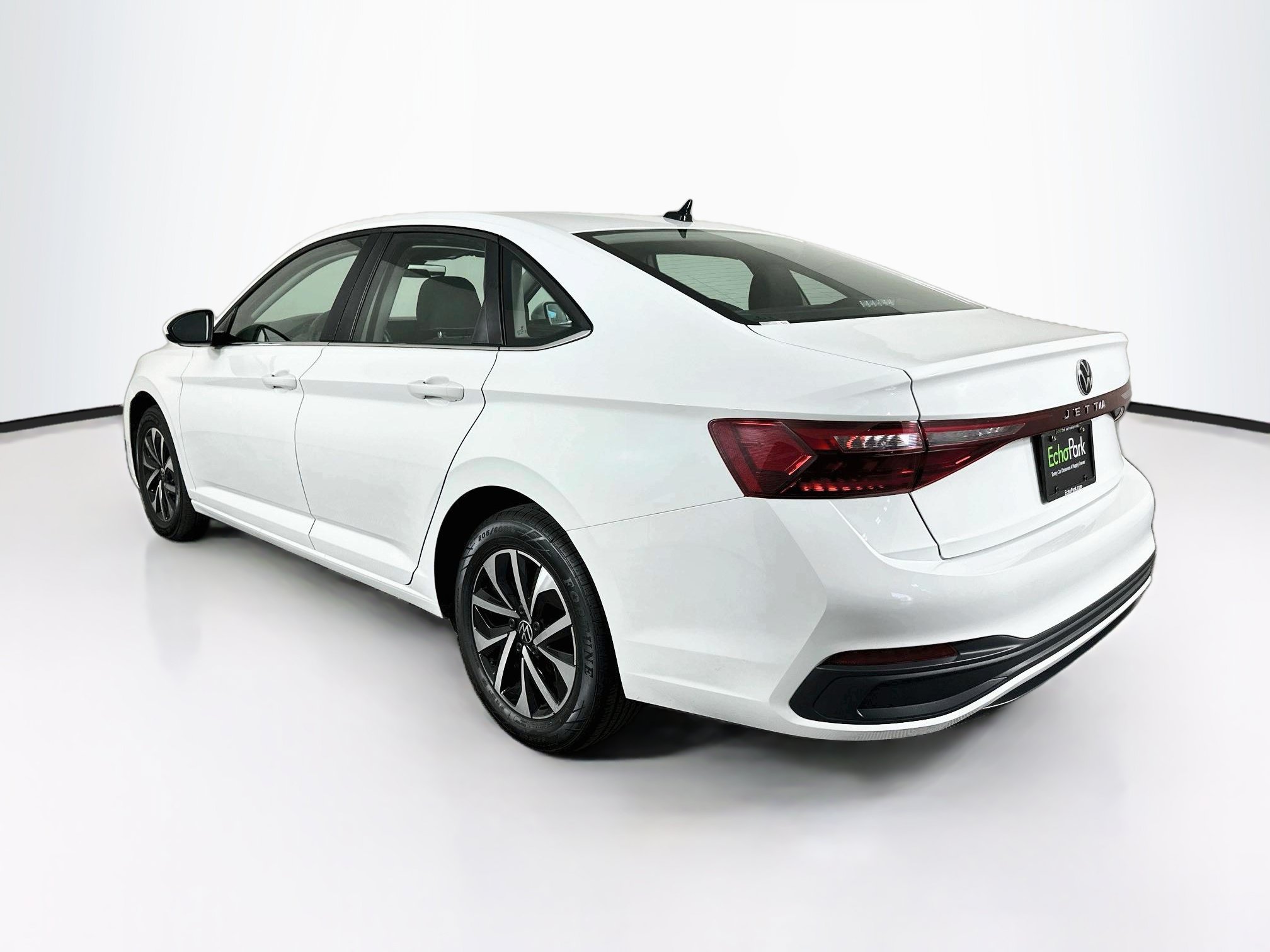 Used 2025 Volkswagen Jetta S FWD image 5